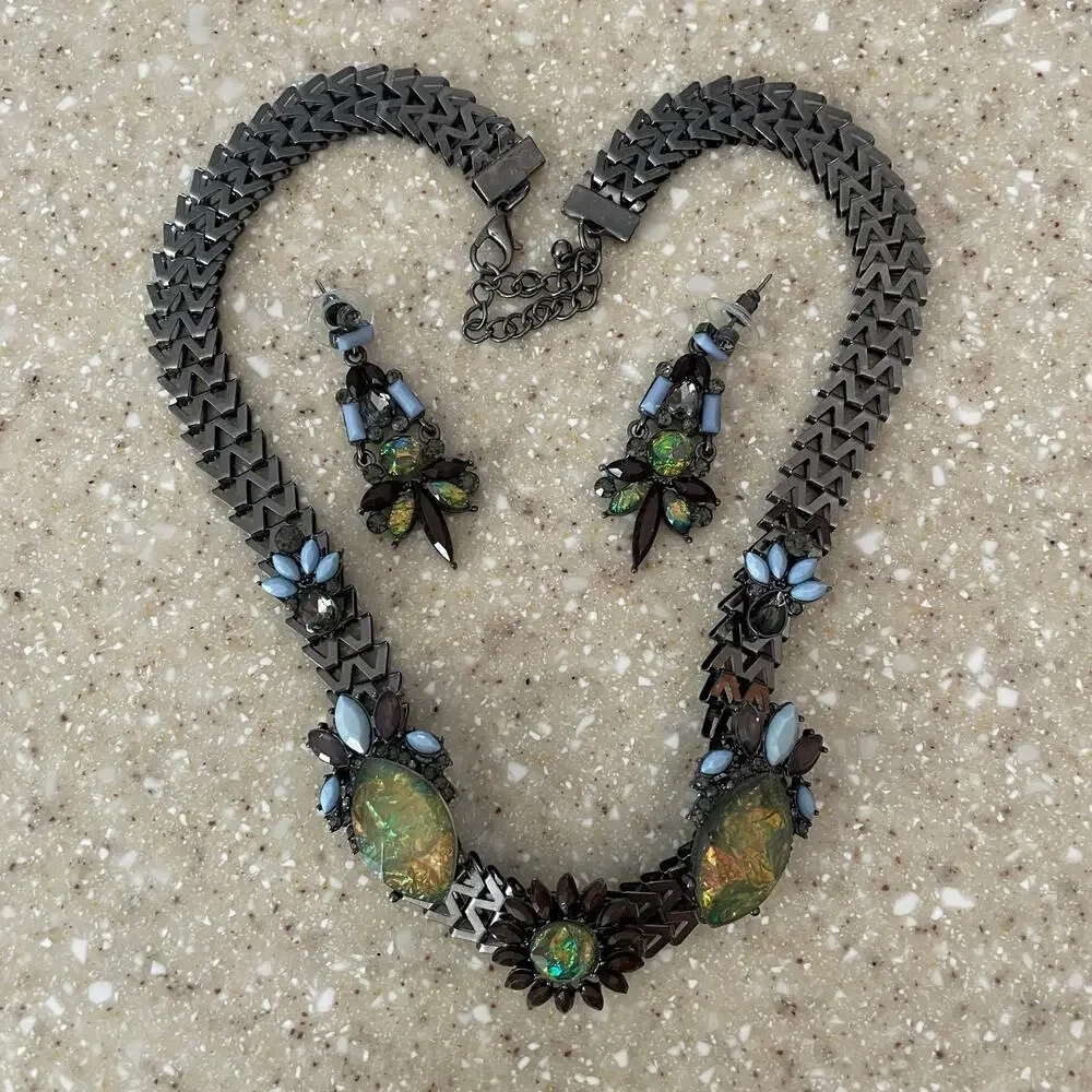 Black Metal & Colored Stones Link Necklace & Earrings